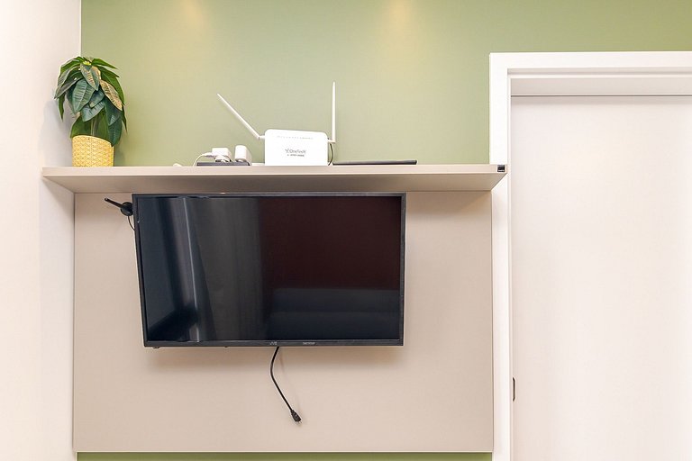 New Faivre | Studio Moderno com Garagem | C291