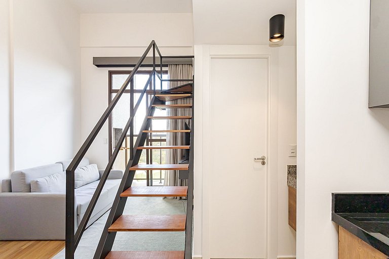 Eco Smart | Estúdio com Mezanino e Garagem | G014