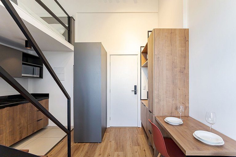 Eco Smart | Estúdio com Mezanino e Garagem | G014