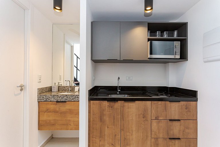 Eco Smart | Estúdio com Mezanino e Garagem | G014