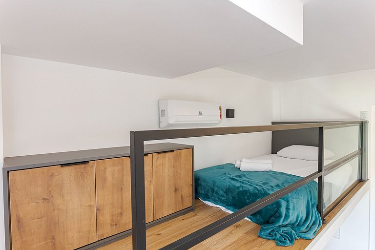 Eco Smart | Estúdio com Mezanino e Garagem | G014