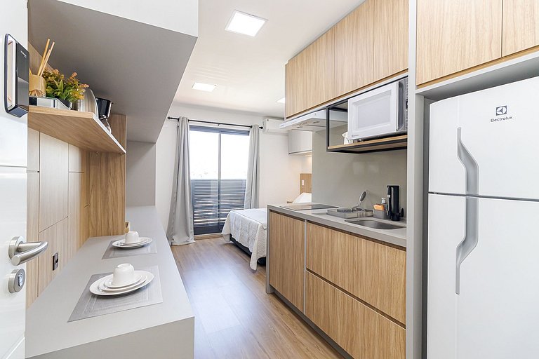 Centro | Estúdio com Piscina e Academia | C303