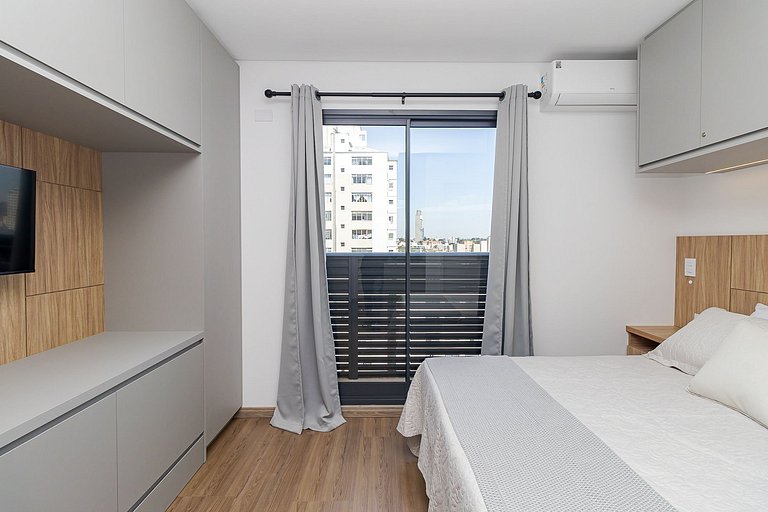 Centro | Estúdio com Piscina e Academia | C303