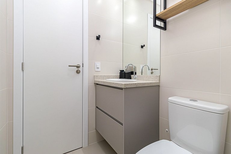 Centro | Estúdio com Piscina e Academia | C303