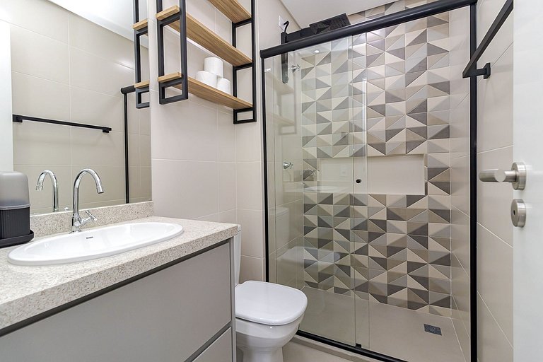 Centro | Estúdio com Piscina e Academia | C303