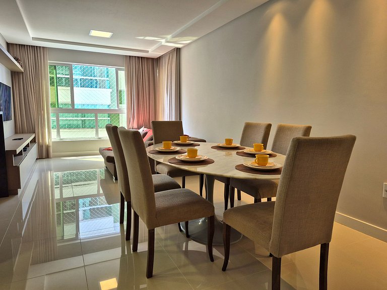 Apartamento de 120 metros no coração de Balneário Camboriú c