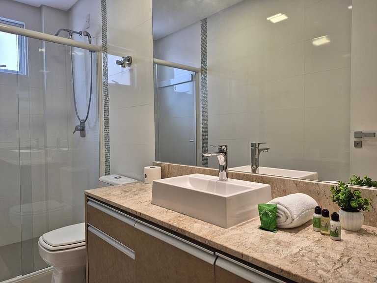 Apartamento de 120 metros no coração de Balneário Camboriú c