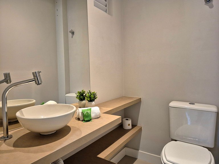 Apartamento de 120 metros no coração de Balneário Camboriú c