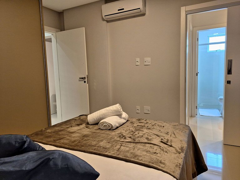 Apartamento de 120 metros no coração de Balneário Camboriú c