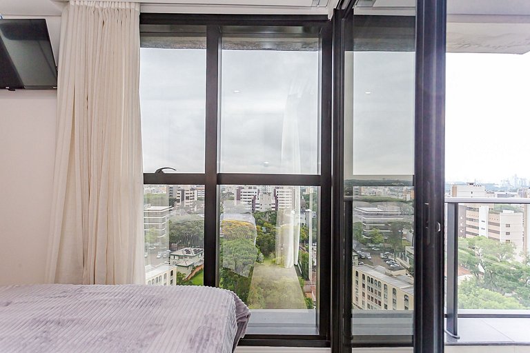 Diamond Tower | Studio com varanda | Batel | C305