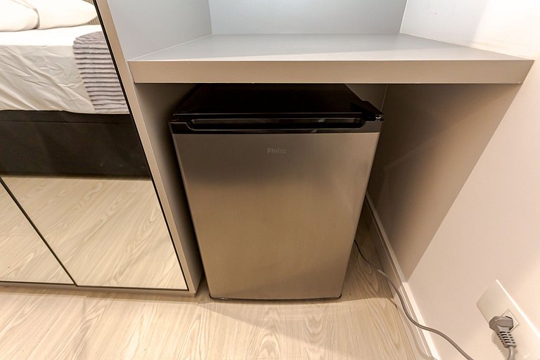 Diamond Tower | Studio com varanda | Batel | C305