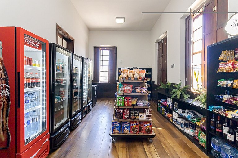 Studio no 17º andar - Shopping estação| UFPR| G018