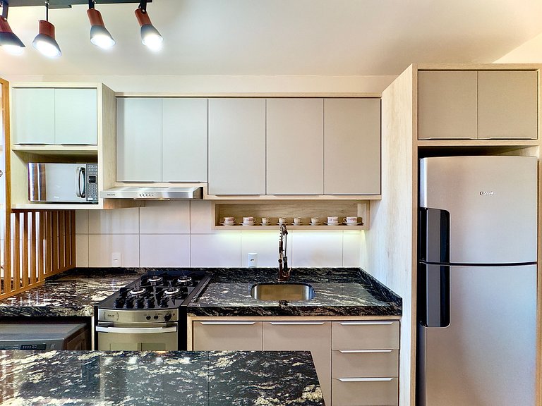 Cond. Clube | 20min Beto Carrero | 50m da praia