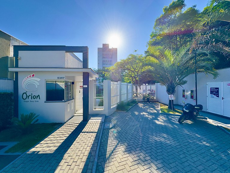 Cond. Clube | 20min Beto Carrero | 50m da praia