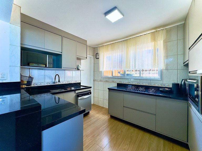 Beira-mar Piçarras | Vista Panorâmica | 3 Quartos