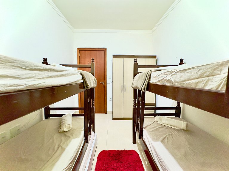 Churrasqueira | 250m da Praia | 7 Pessoas