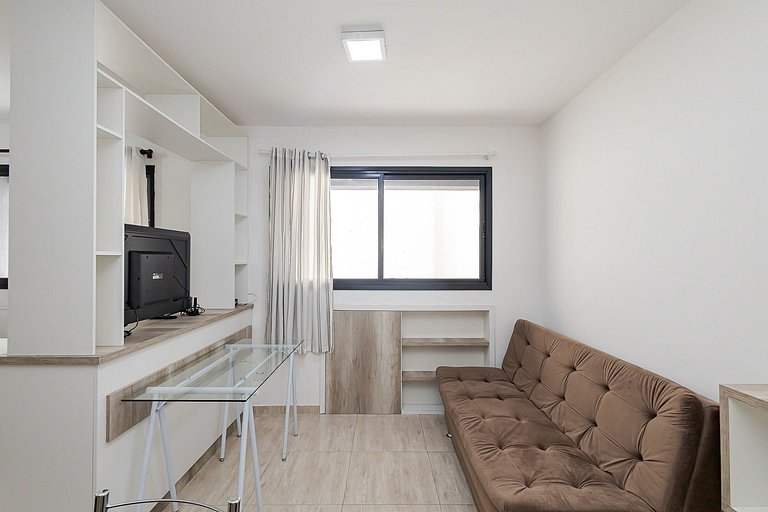 Rossi 145 | Estúdio com Piscina e Academia | C317