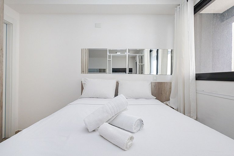 Rossi 145 | Estúdio com Piscina e Academia | C317