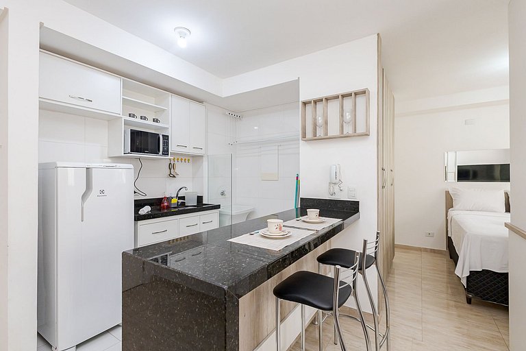 Rossi 145 | Estúdio com Piscina e Academia | C317