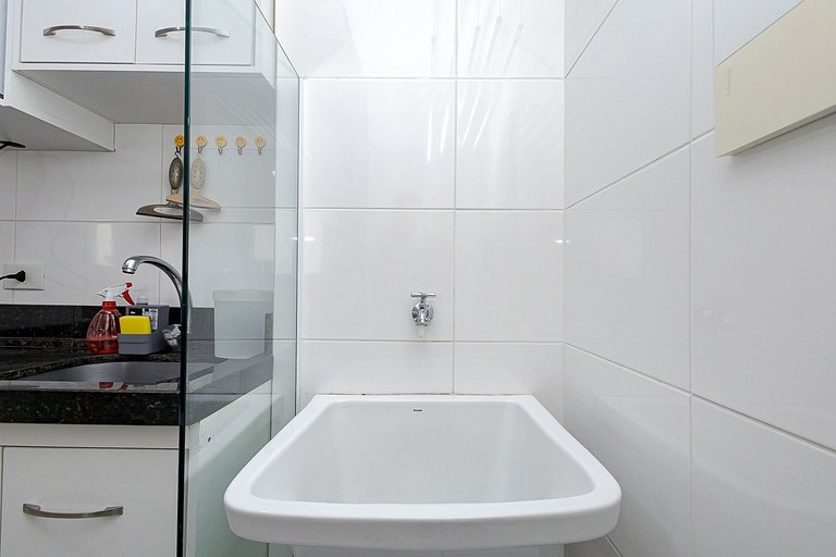 Rossi 145 | Estúdio com Piscina e Academia | C317