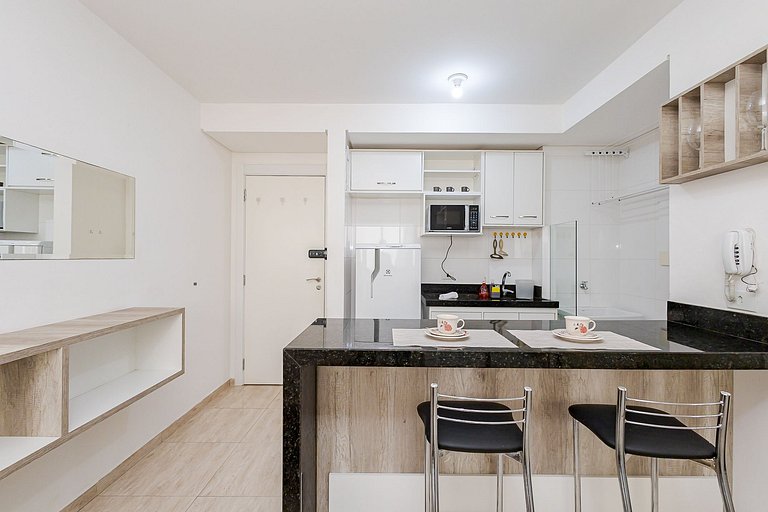 Rossi 145 | Estúdio com Piscina e Academia | C317