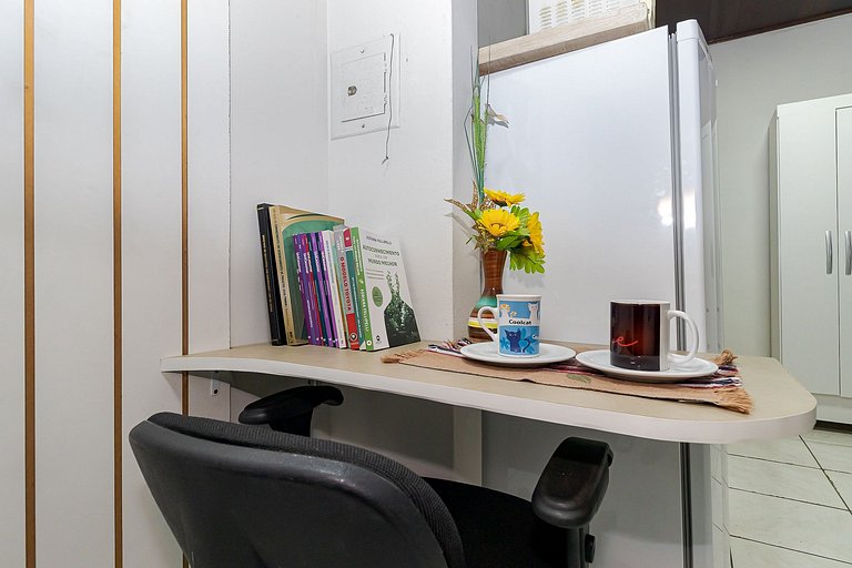 Kitnet Compacta na CIC | Curitiba | C298