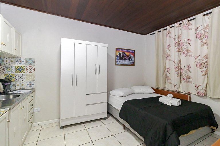 Kitnet Compacta na CIC | Curitiba | C298