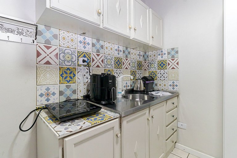 Kitnet Compacta na CIC | Curitiba | C298