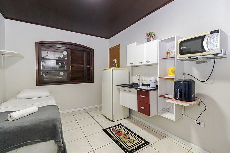 Kitnet na Cidade Industrial | Curitiba | C299