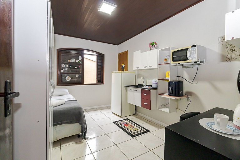 Kitnet na Cidade Industrial | Curitiba | C299