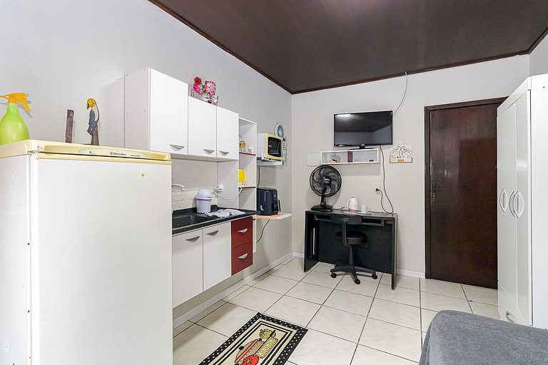 Kitnet na Cidade Industrial | Curitiba | C299