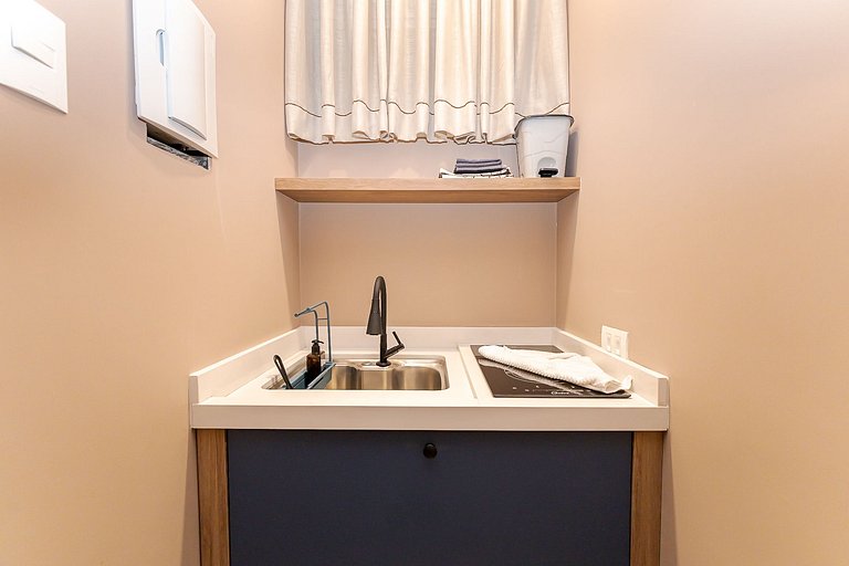 Estúdio Prático | Centro de Curitiba | C323