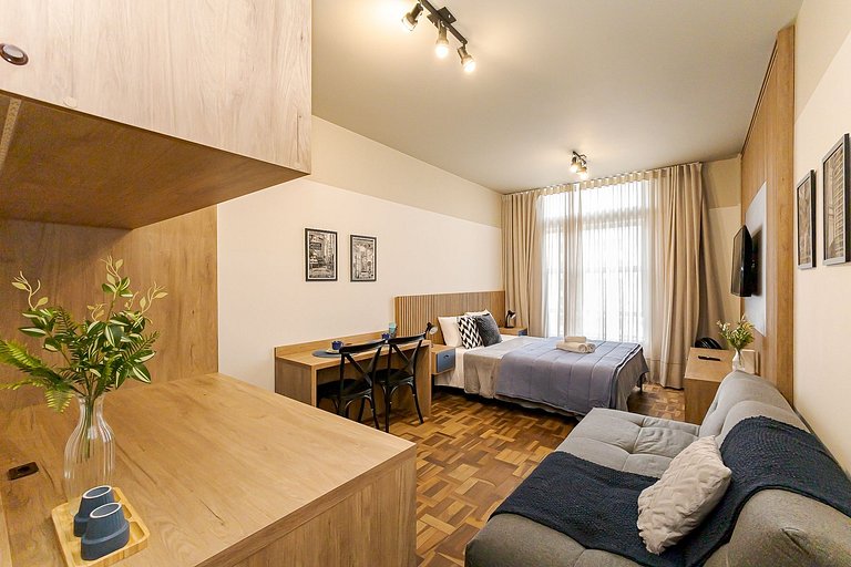 Estúdio Prático | Centro de Curitiba | C323