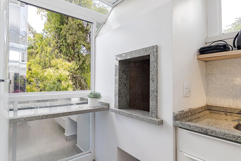 Conforto | Churrasqueira | Parque Barigui - C325