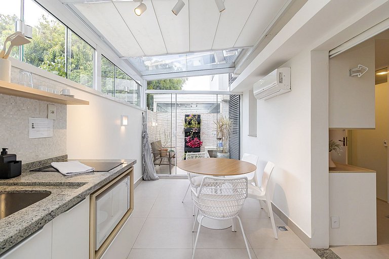 Conforto | Churrasqueira | Parque Barigui - C325