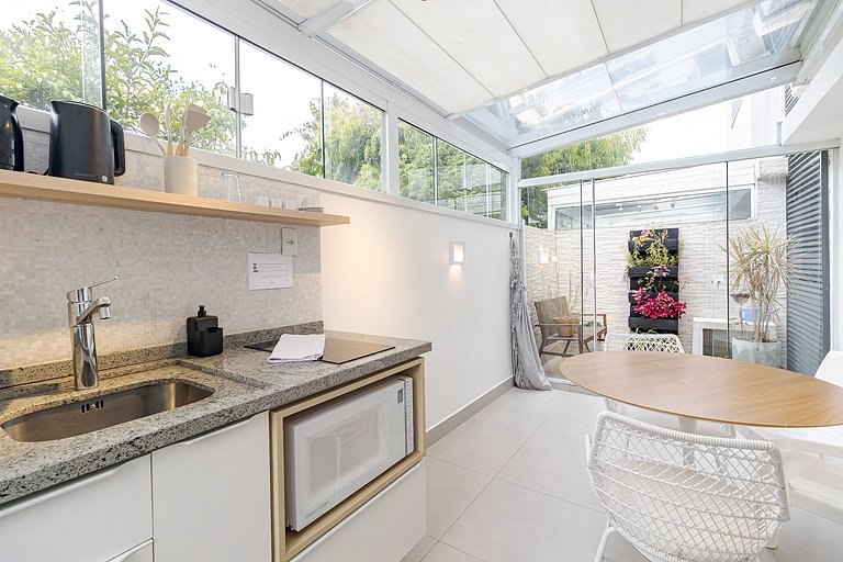 Conforto | Churrasqueira | Parque Barigui - C325