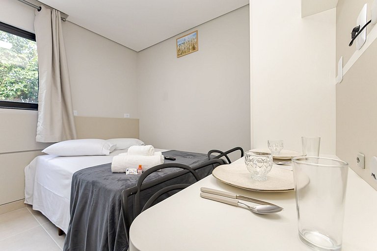 Localização Excelente: UFPR & Shopping | G026