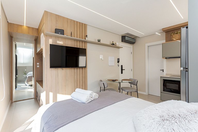 Santi Residence com sacada - Mercês - G031