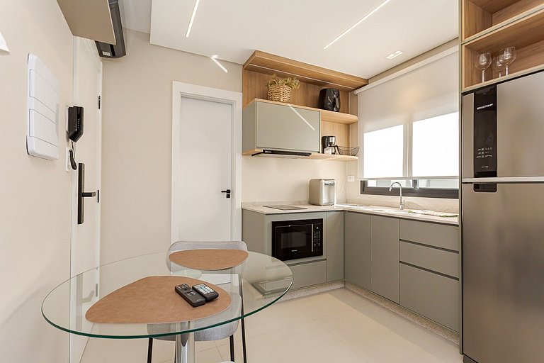 Santi Residence com sacada - Mercês - G031