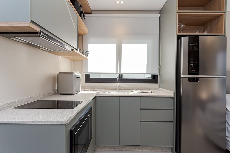 Santi Residence com sacada - Mercês - G031