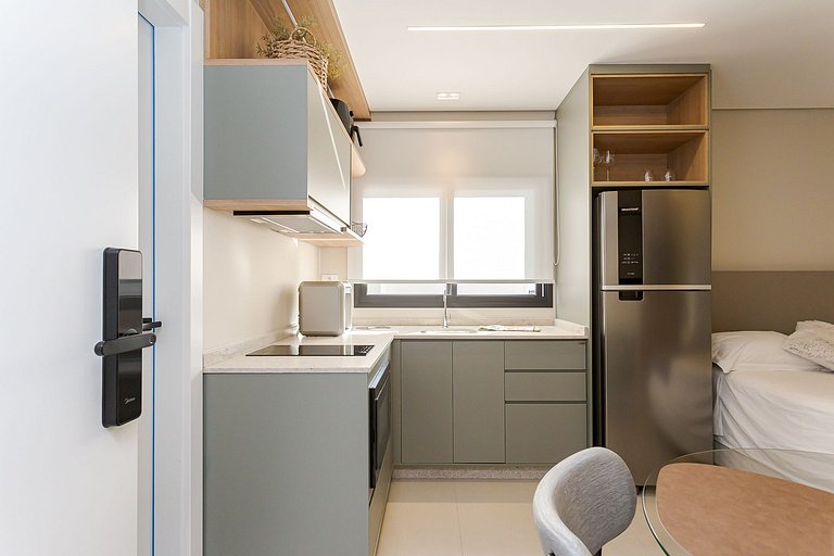 Santi Residence com sacada - Mercês - G031