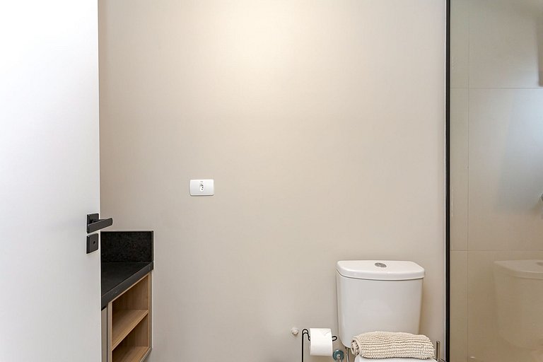 Santi Residence com sacada - Mercês - G031