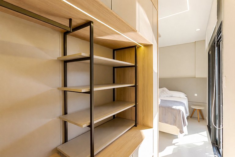 Santi Residence com sacada - Mercês - G031