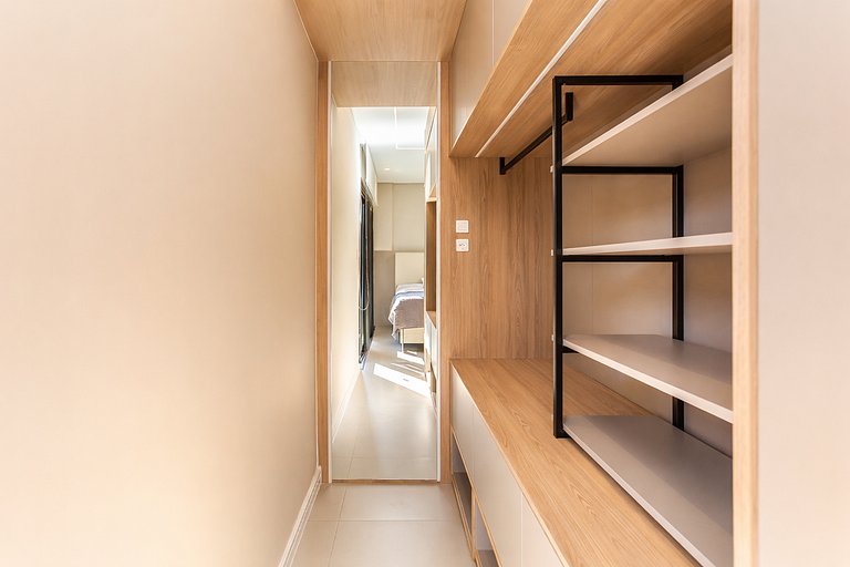 Santi Residence com sacada - Mercês - G031