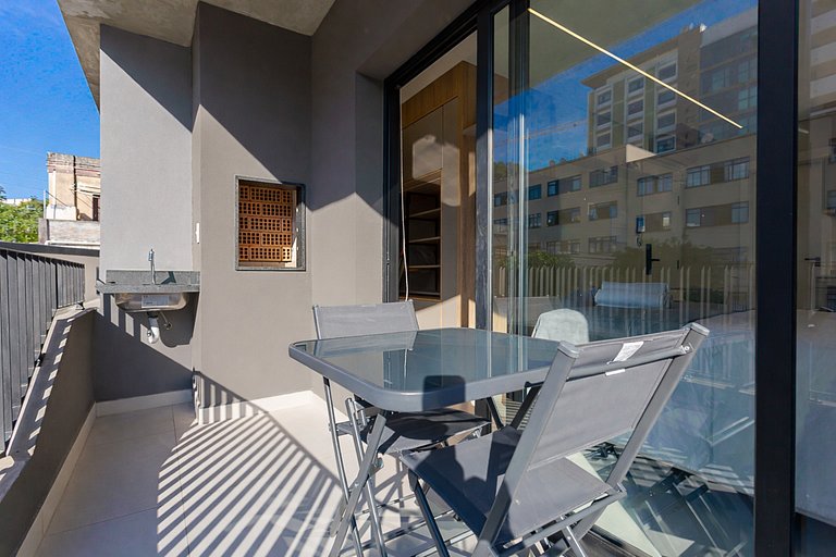 Santi Residence com sacada - Mercês - G031